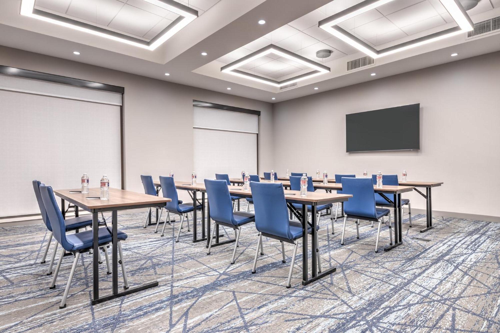 Holiday Inn Express & Suites Austin Airport East By Ihg Eksteriør billede