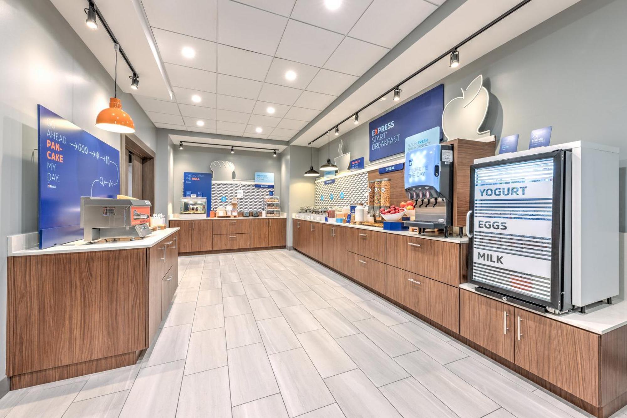 Holiday Inn Express & Suites Austin Airport East By Ihg Eksteriør billede