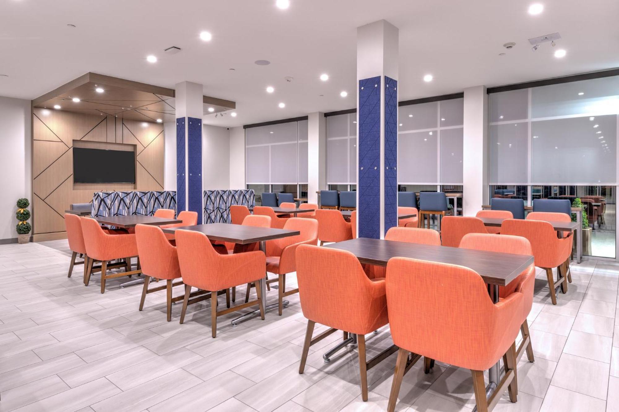 Holiday Inn Express & Suites Austin Airport East By Ihg Eksteriør billede