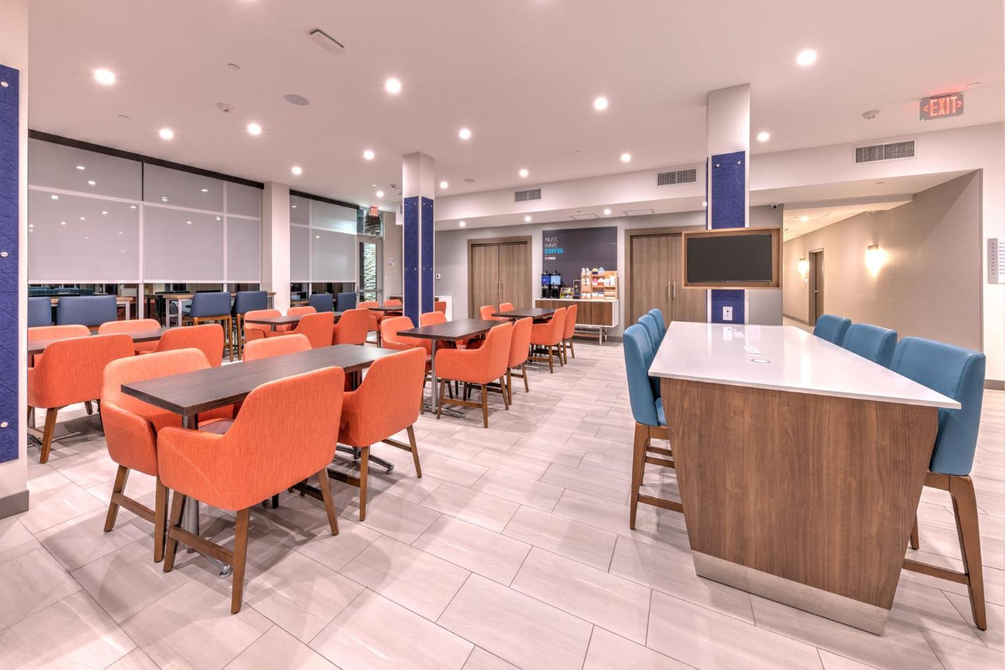 Holiday Inn Express & Suites Austin Airport East By Ihg Eksteriør billede