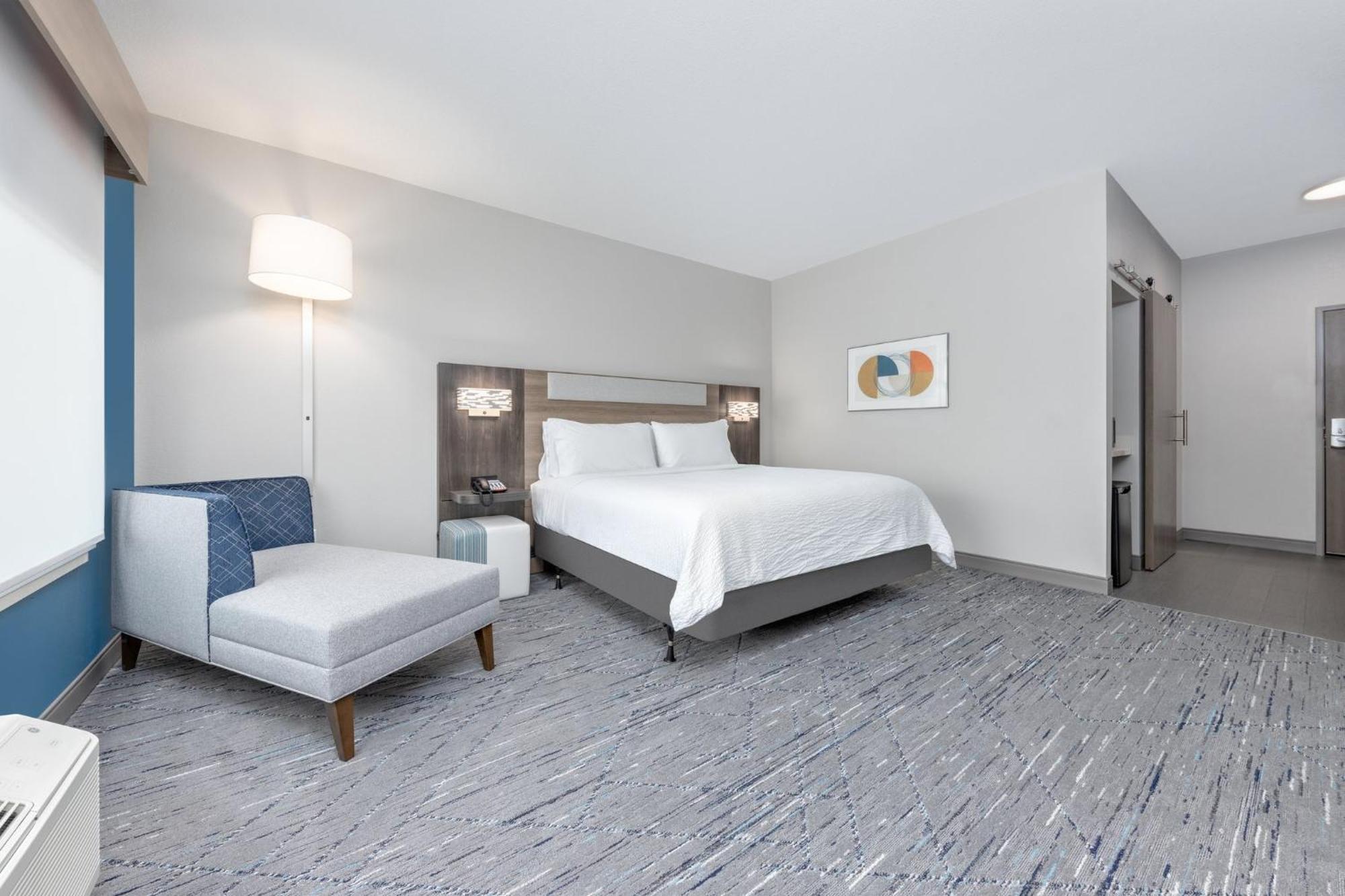 Holiday Inn Express & Suites Austin Airport East By Ihg Eksteriør billede